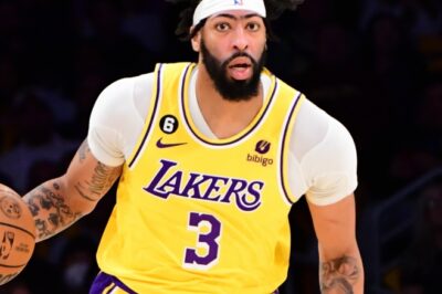 (VIDEO): Anthony Davis Got Trolled In A Wild Manner By Clippers Fans Carrying A Gigantic Poster Of The Lakers Star’s Head, Attracting Everyone’s Attention.