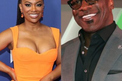 “The Pinky Finger Pressing Like An Important Topic” – Shannon Sharpe Appeared To Grab A Handful Of R&B Singer Kandi Burruss’ B00ty, And Social Media Had All Sorts Of Jokes (VIDEO + TWEETS)